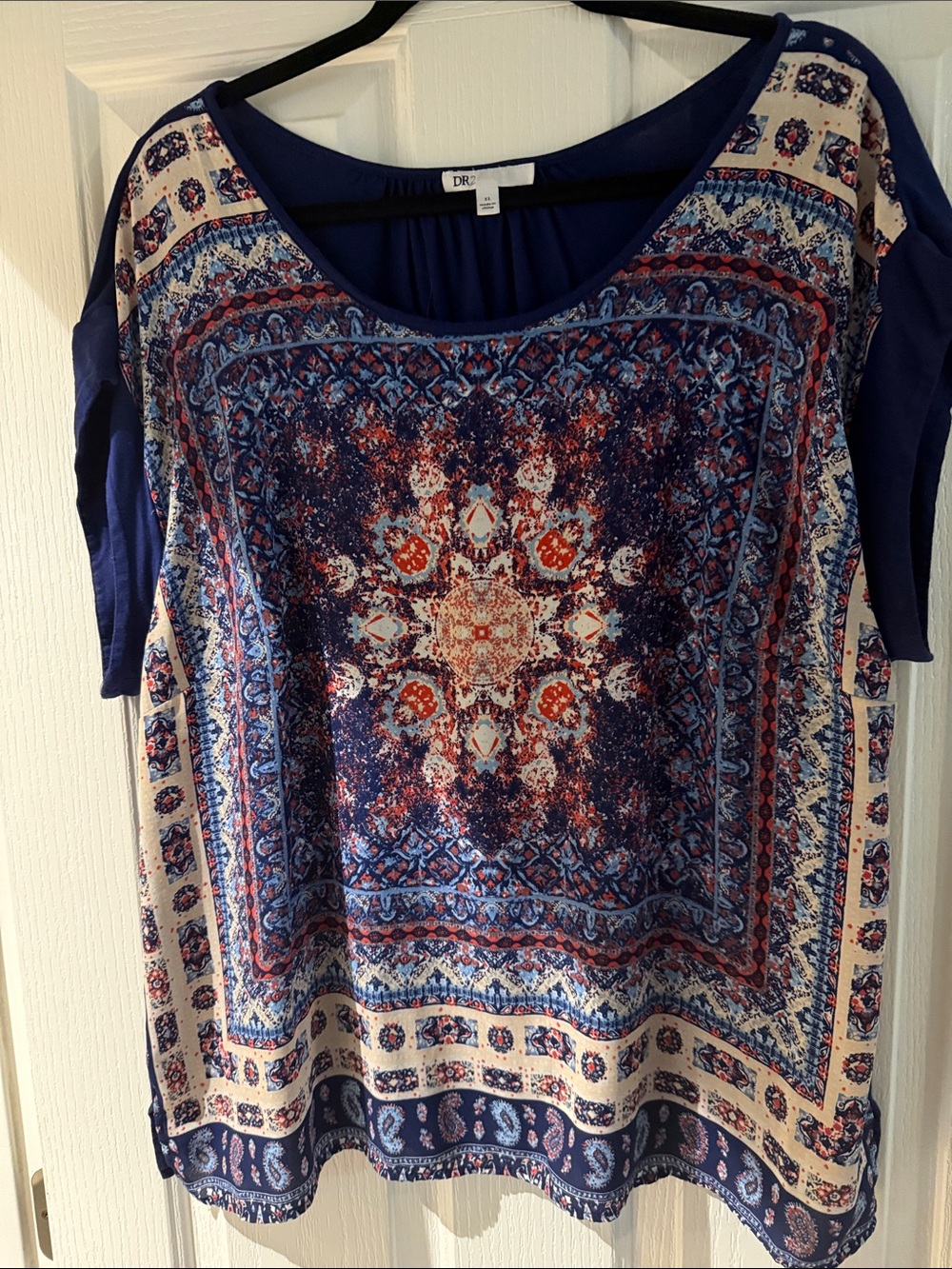 DR2 Multicolor Blue Medallion Short Sleeve Scoop Top